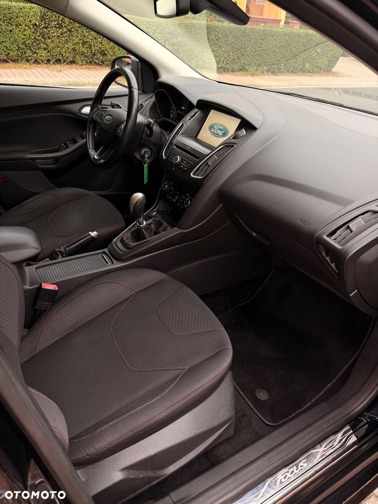 Ford Focus 1.5 EcoBoost ST-Line Red ASS - 11