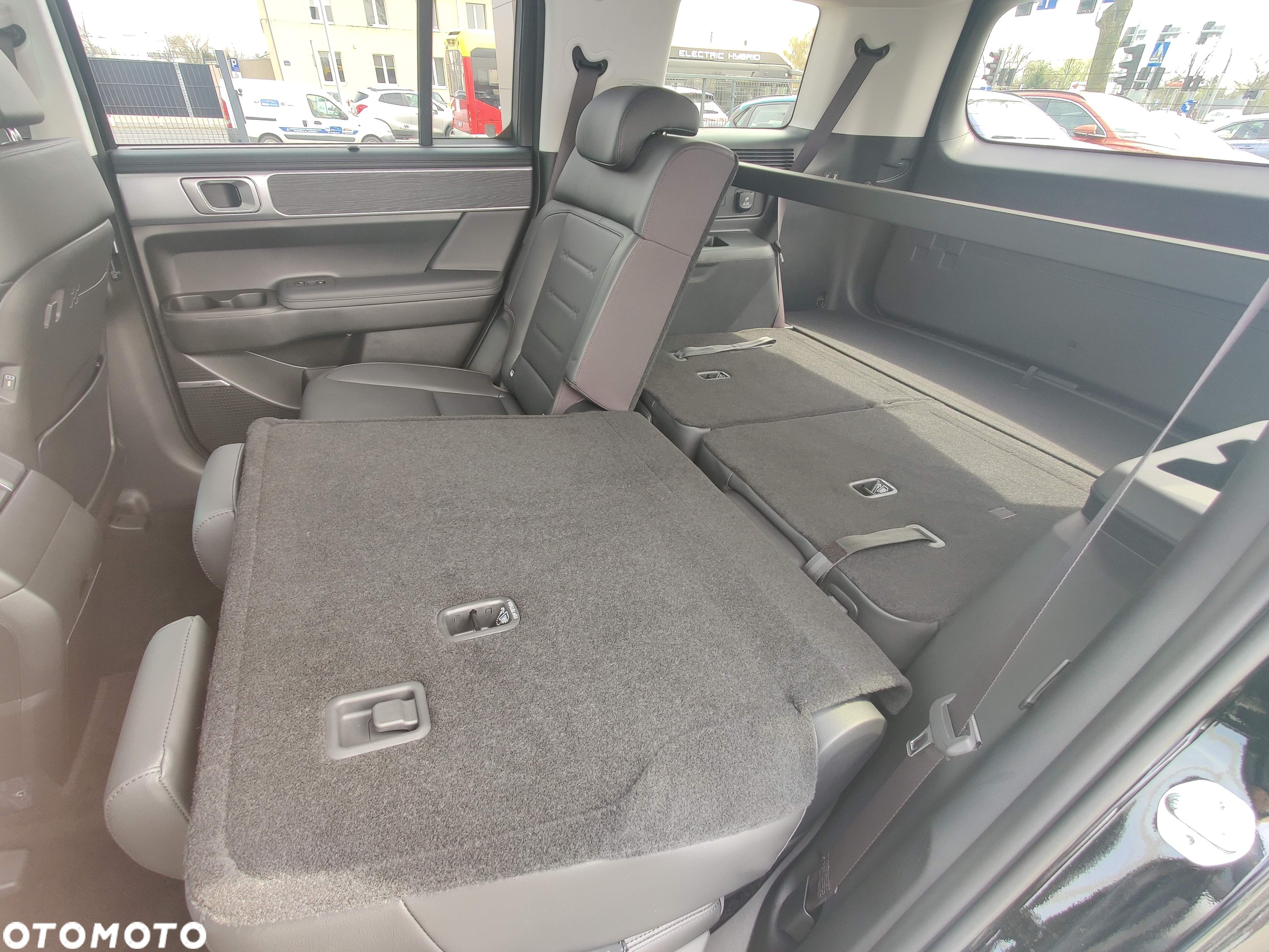 Hyundai Santa Fe 1.6 T-GDI HEV Platinum 4WD 7os - 17