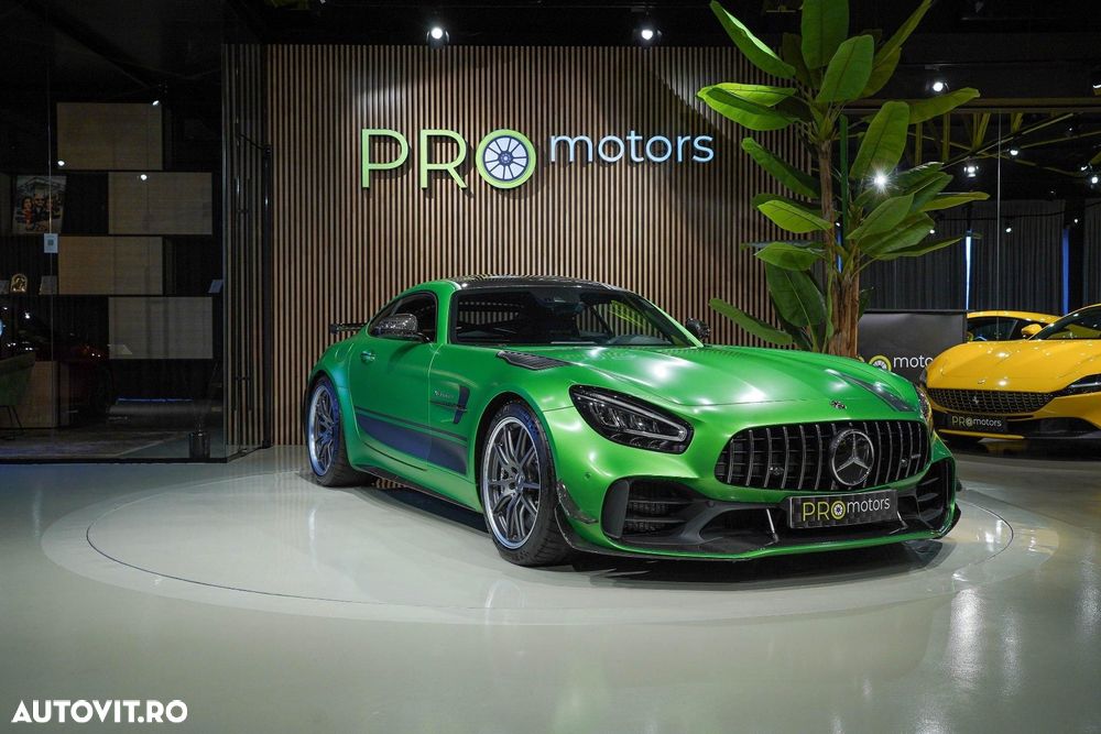 Mercedes-Benz AMG GT R - 3