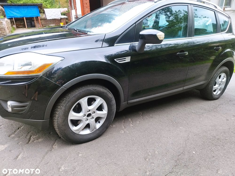 Ford Kuga 2.0 TDCi Titanium - 4
