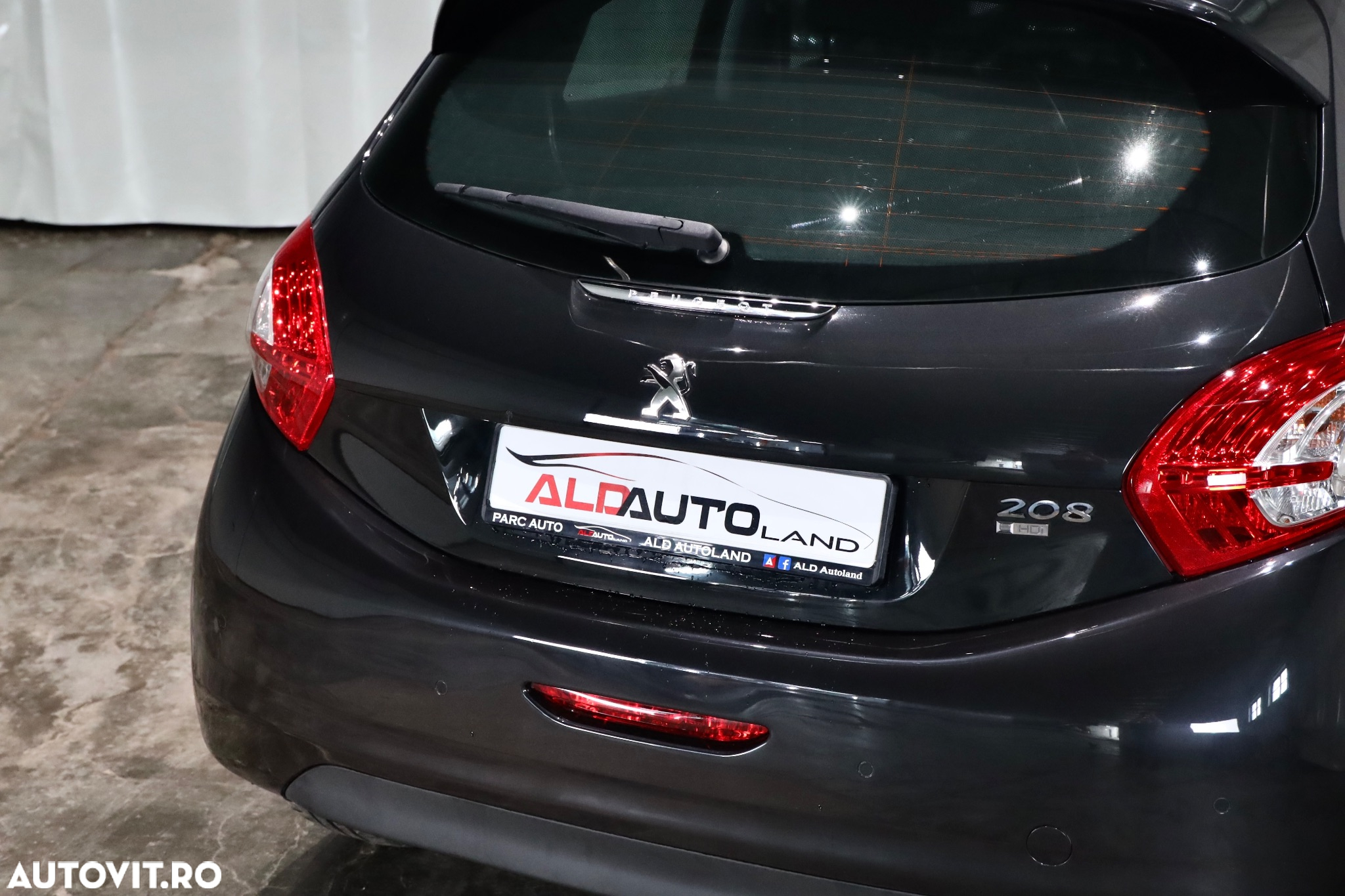 Peugeot 208 1.4 HDi FAP STT Active - 20