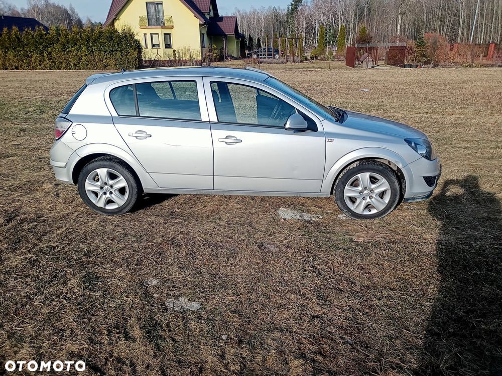 Opel Astra 1.4 Start - 4