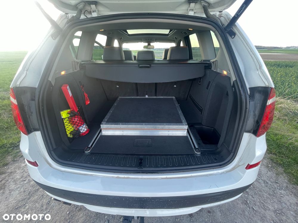 BMW X3 xDrive28i - 13