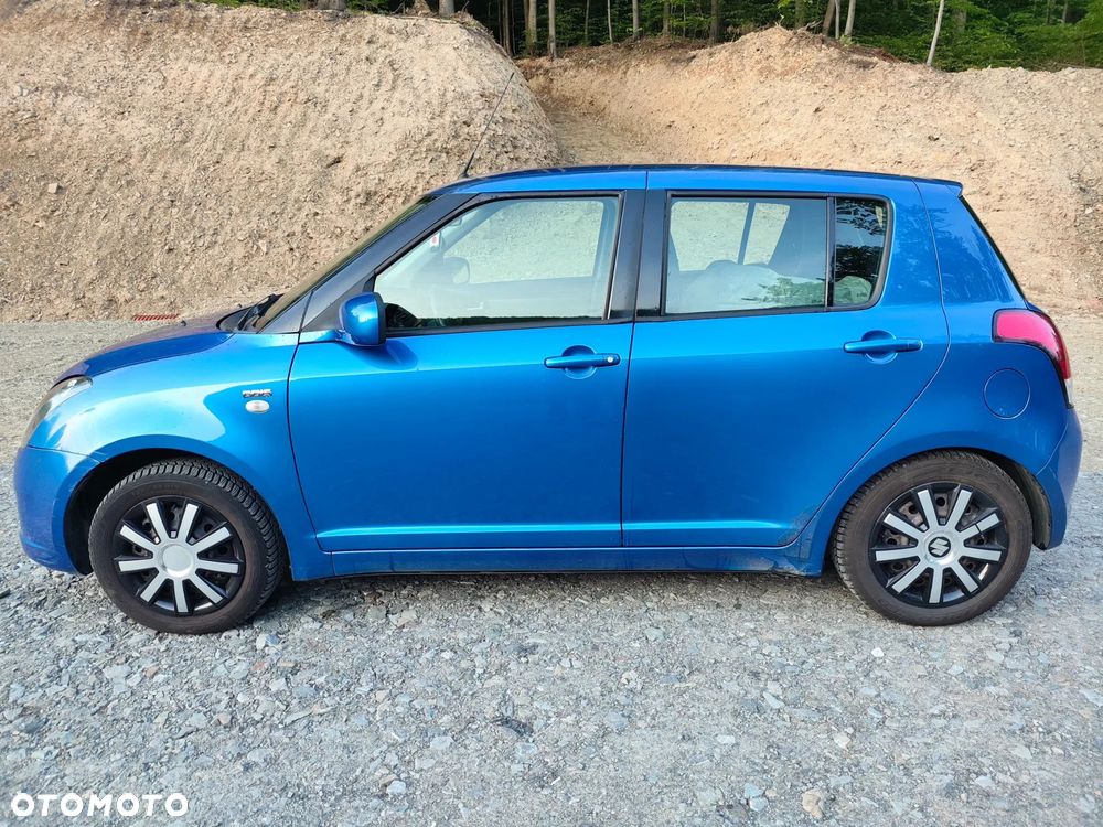 Suzuki Swift 1.3 DDiS 16v GLX - 2