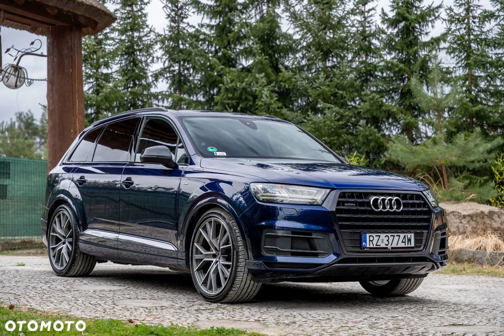 Audi Q7 - 11