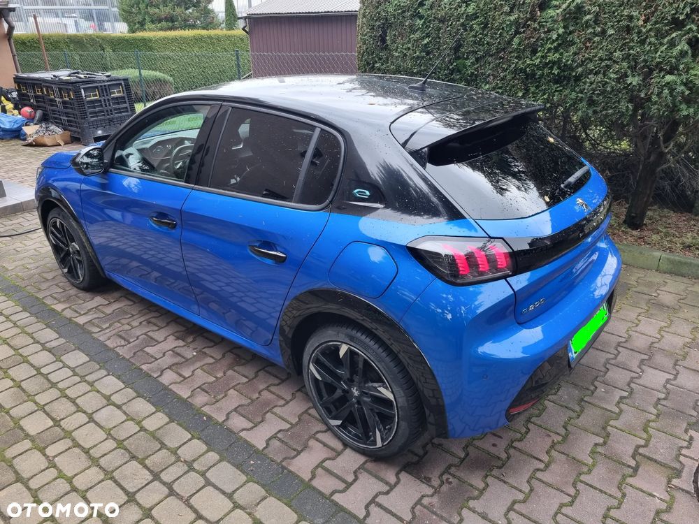 Peugeot 208 Allure Pack - 1