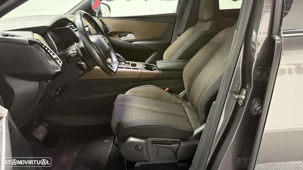 DS DS7 Crossback ver-cb-1-6-thp-so-chic-eat8 - 17