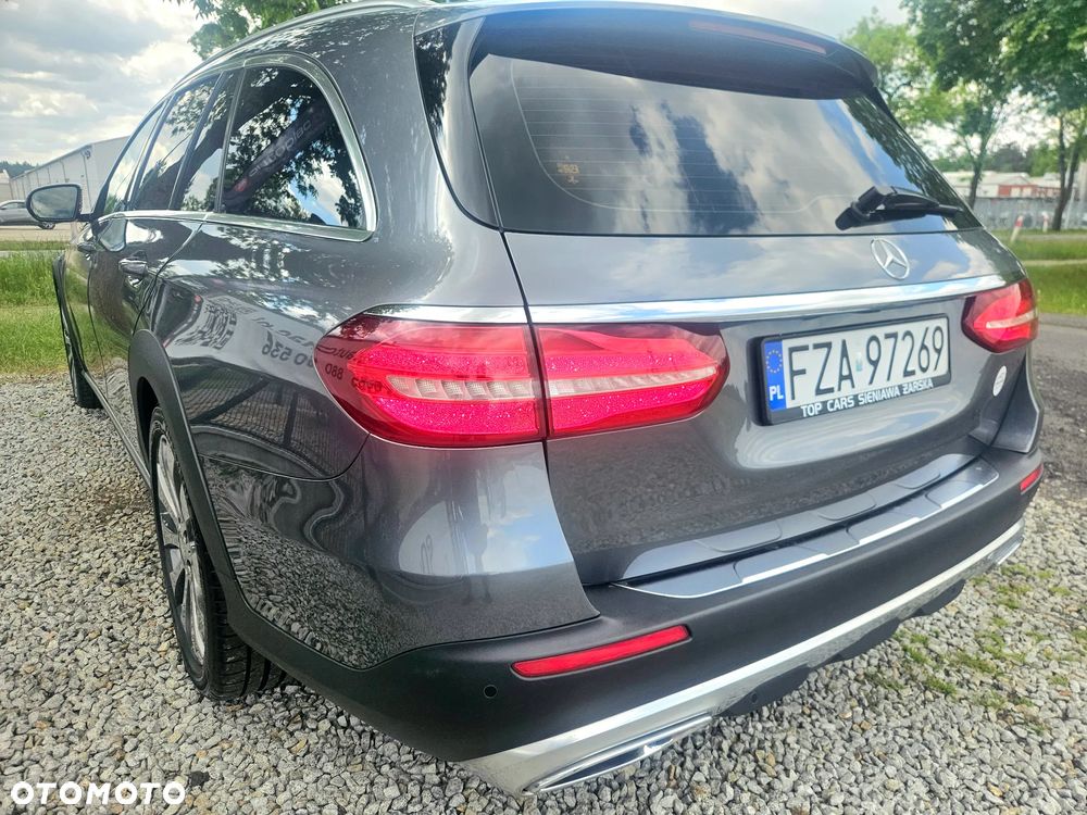 Mercedes-Benz Klasa E 220 d 4-Matic All-Terrain - 9