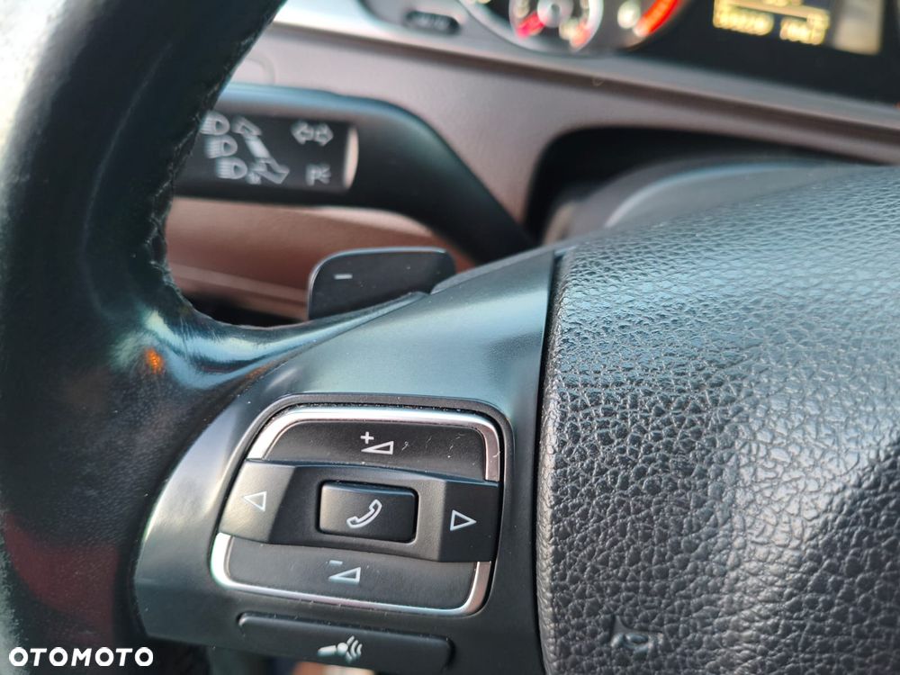 Volkswagen Passat 2.0 Blue TDI DSG SCR Comfortline - 16