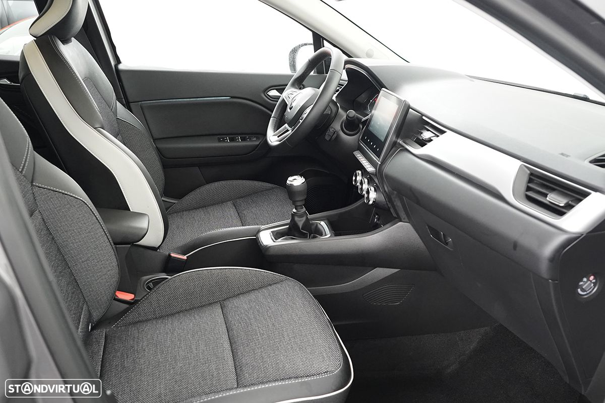 Renault Captur 1.0 TCe Techno Bi-Fuel - 23