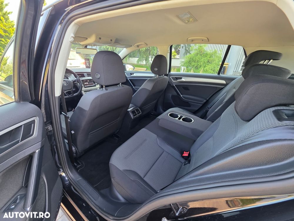 Volkswagen Golf 2.0 TDI BMT Comfortline - 11