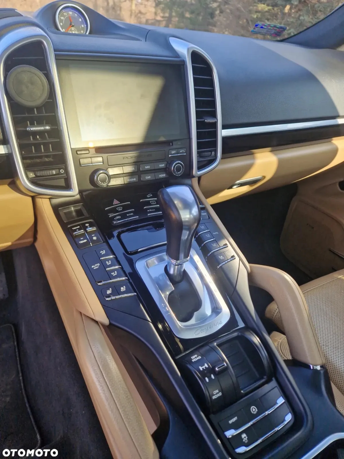 Porsche Cayenne Platinum Edition - 11