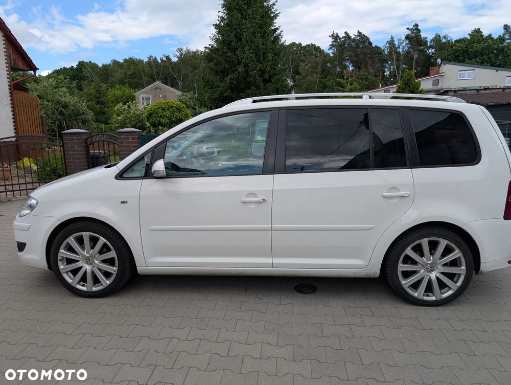 Volkswagen Touran 2.0 TDI DPF R-Line Edition - 5