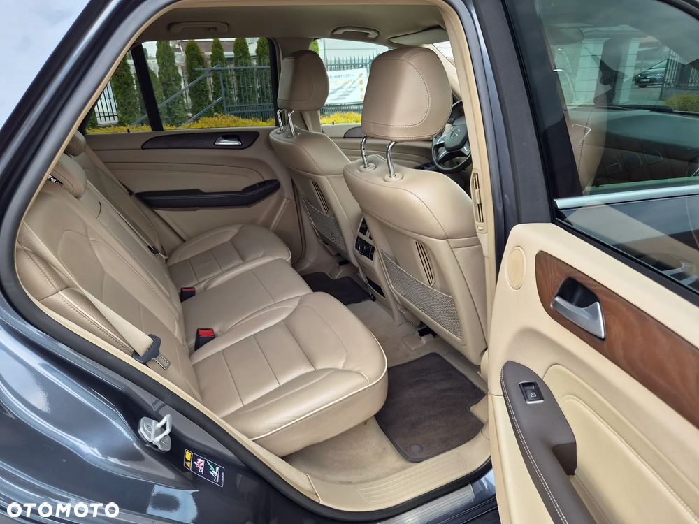 Mercedes-Benz ML 350 BlueEff 4-Matic - 11