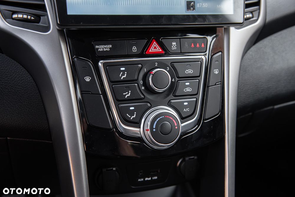Hyundai i30 1.4 Trend - 8