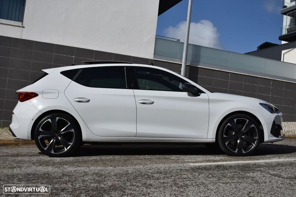 Cupra Leon 1.4 e-Hybrid VZ DSG - 13