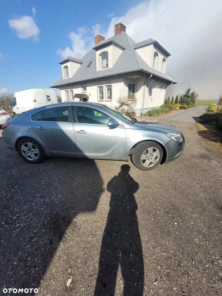 Opel Insignia 1.8 - 6