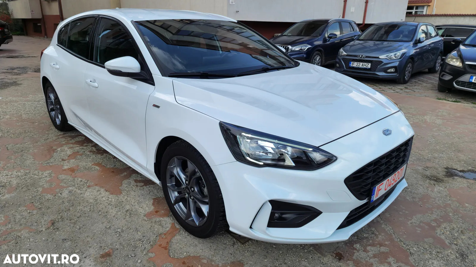 Ford Focus 1.0 EcoBoost Start-Stopp-System ST-LINE - 4