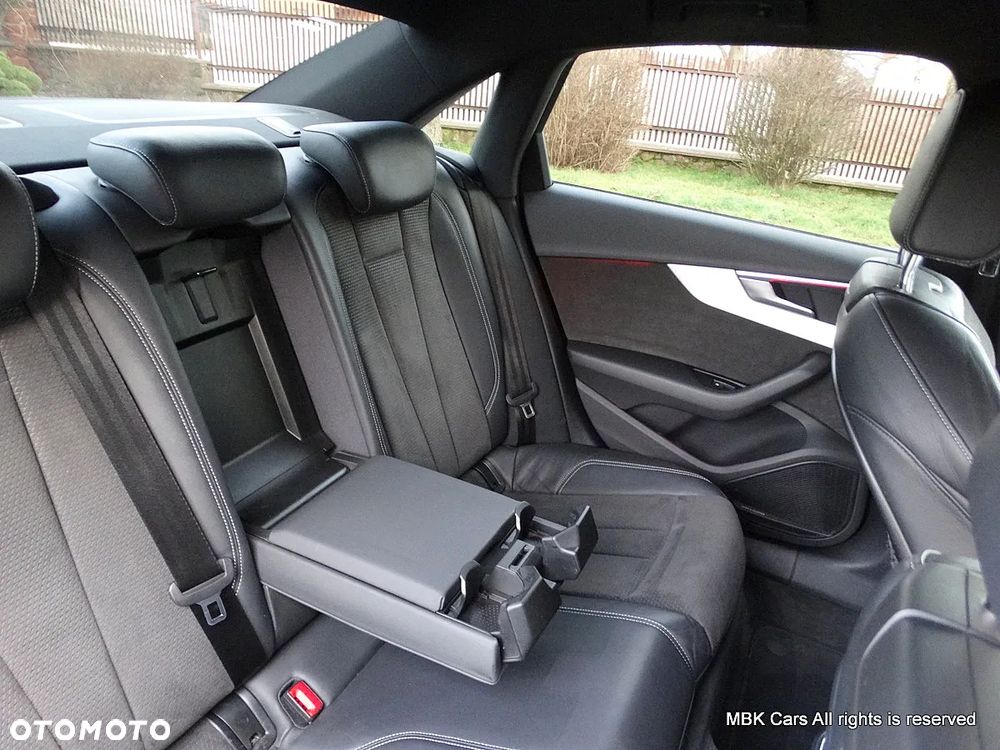 Audi A4 Limousine - 29