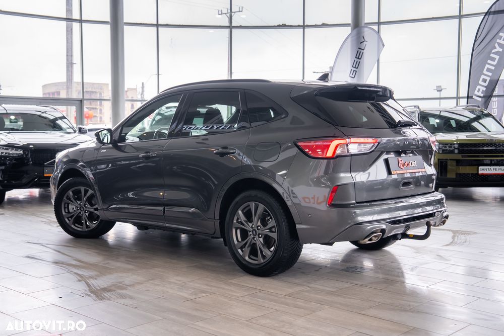 Ford Kuga 2.5 Duratec PHEV ST-LINE - 11