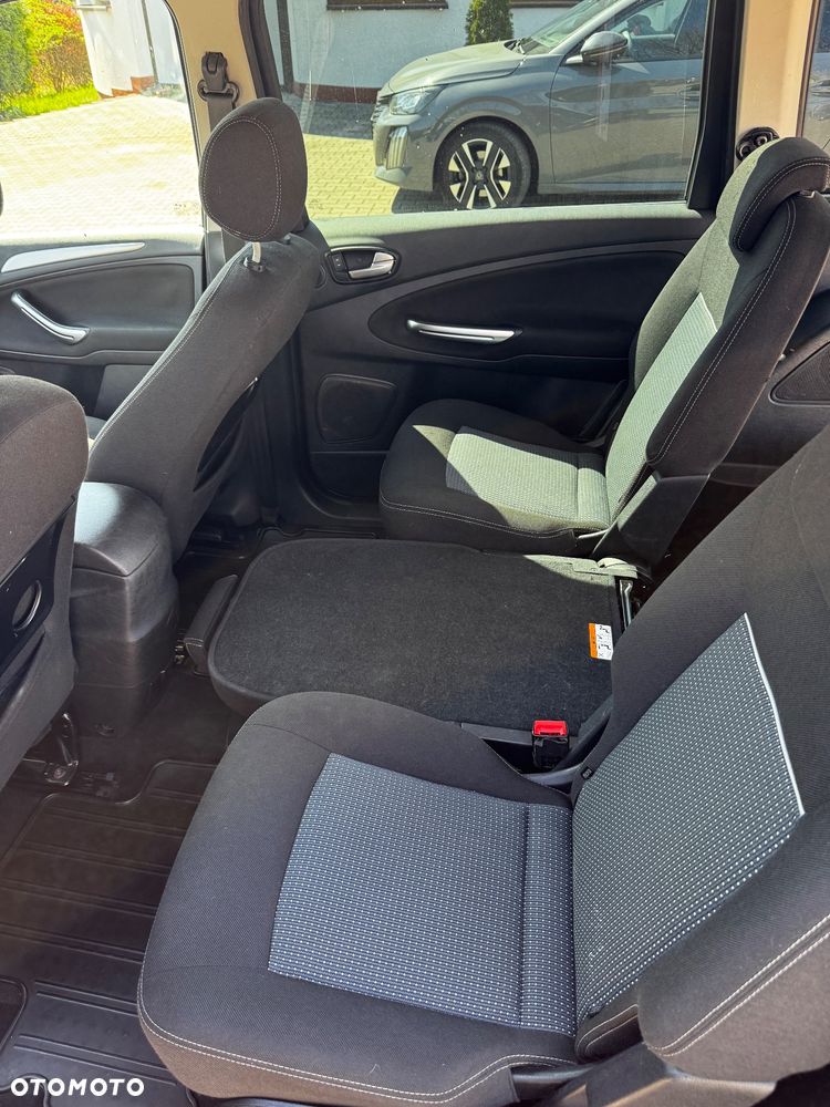 Ford Galaxy 2.0 TDCi Titanium - 13