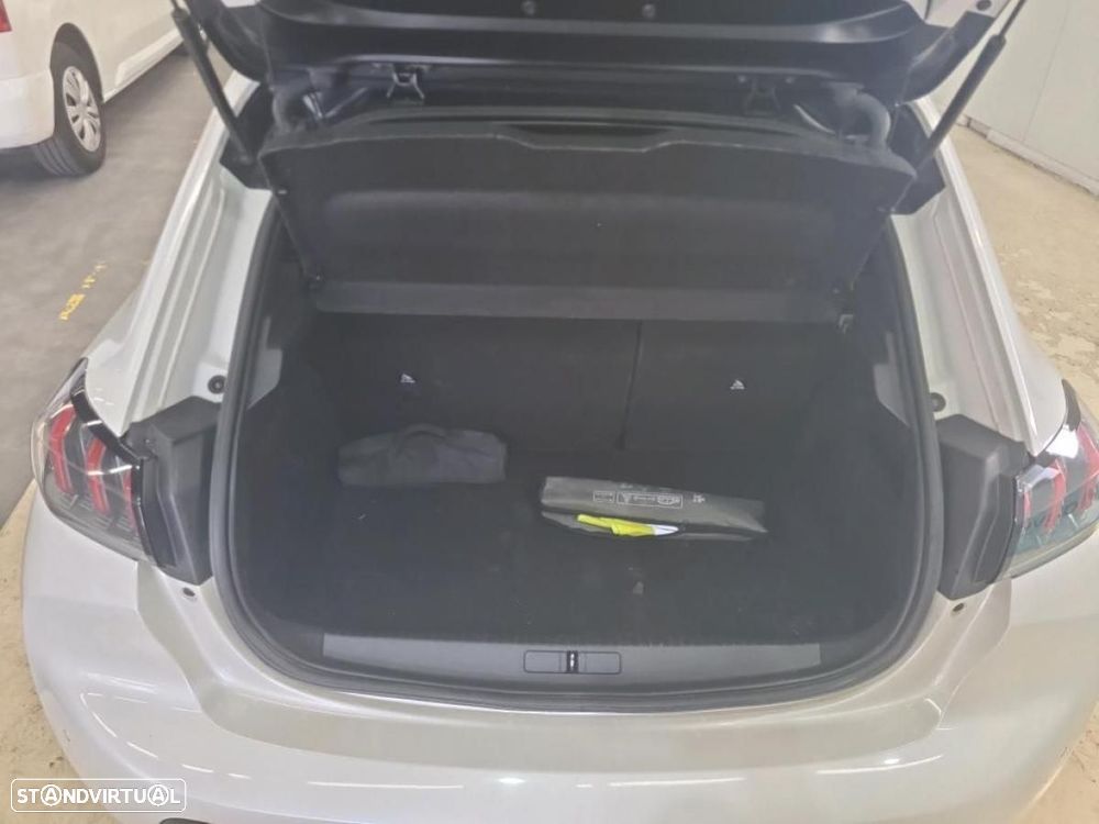 Peugeot 208 1.5 BlueHDi GT - 5