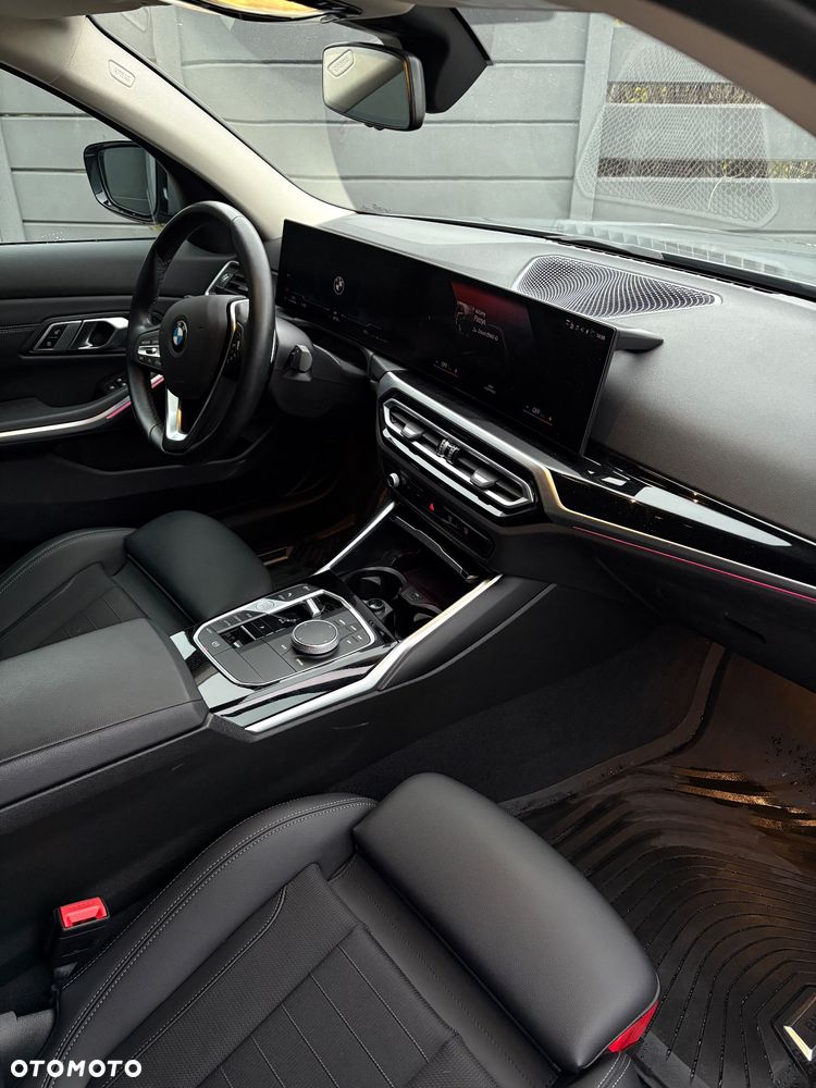 BMW Seria 3 318i Sport Line - 13