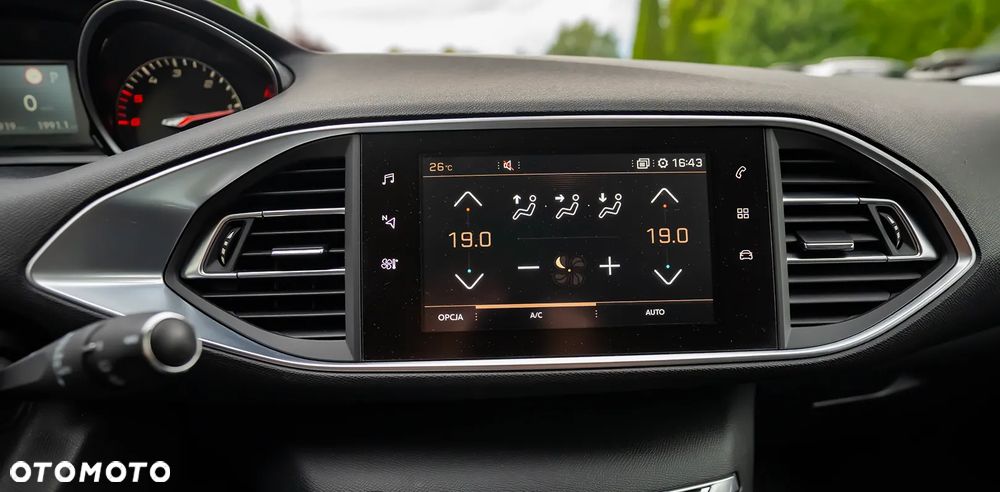 Peugeot 308 BlueHDi 130 EAT6 Stop & Start Allure - 35