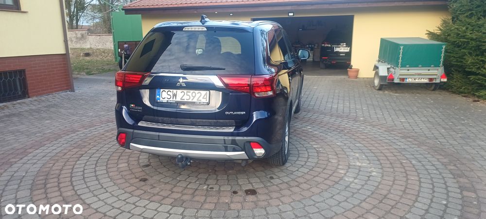 Mitsubishi Outlander 2.0 Intense 2WD CVT - 3