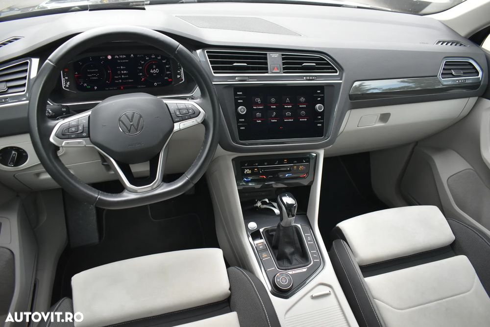 Volkswagen Tiguan 2.0 TDI SCR DSG 4Motion Elegance - 26