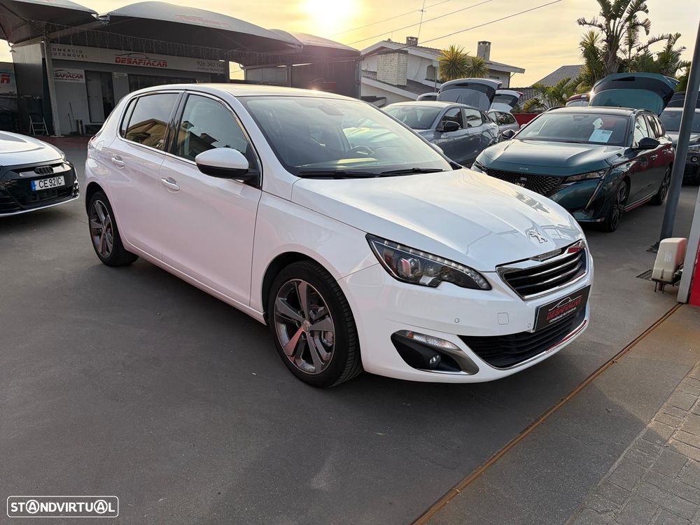 Peugeot 308 1.2 PureTech Allure J17 - 4