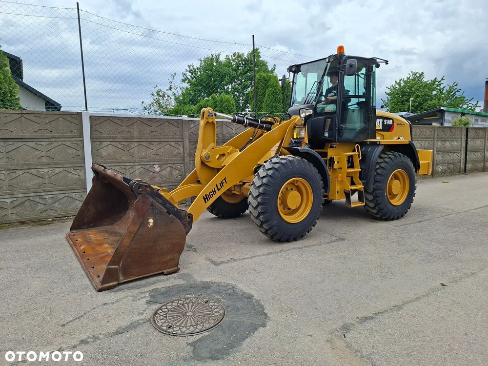 Caterpillar CAT 914 M - 1
