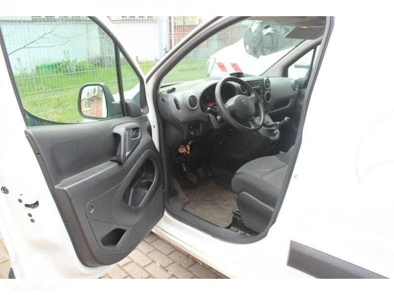 Peugeot Partner - 11