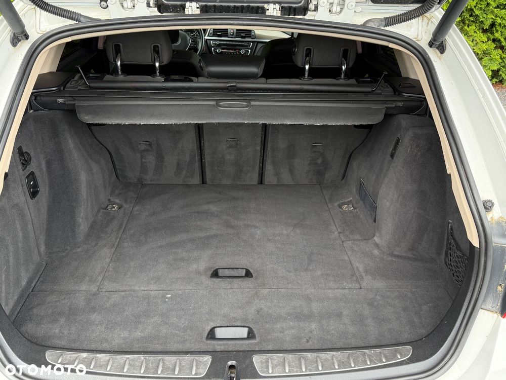 BMW Seria 3 318d Modern Line - 13