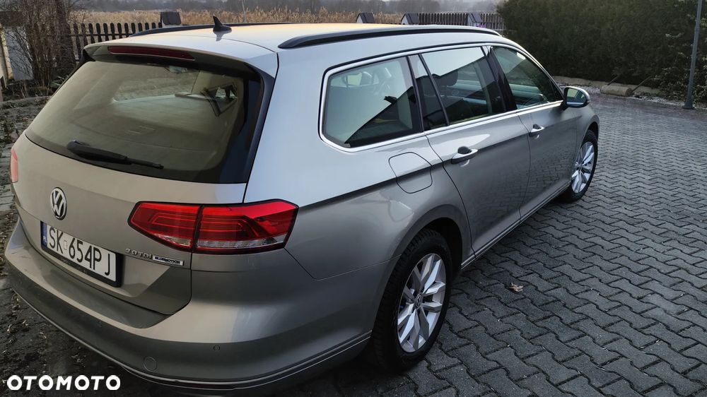 Volkswagen Passat - 6