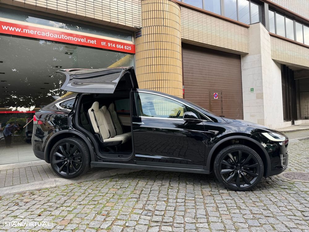 Tesla Model X 100 kWh Long Range Plus AWD - 6