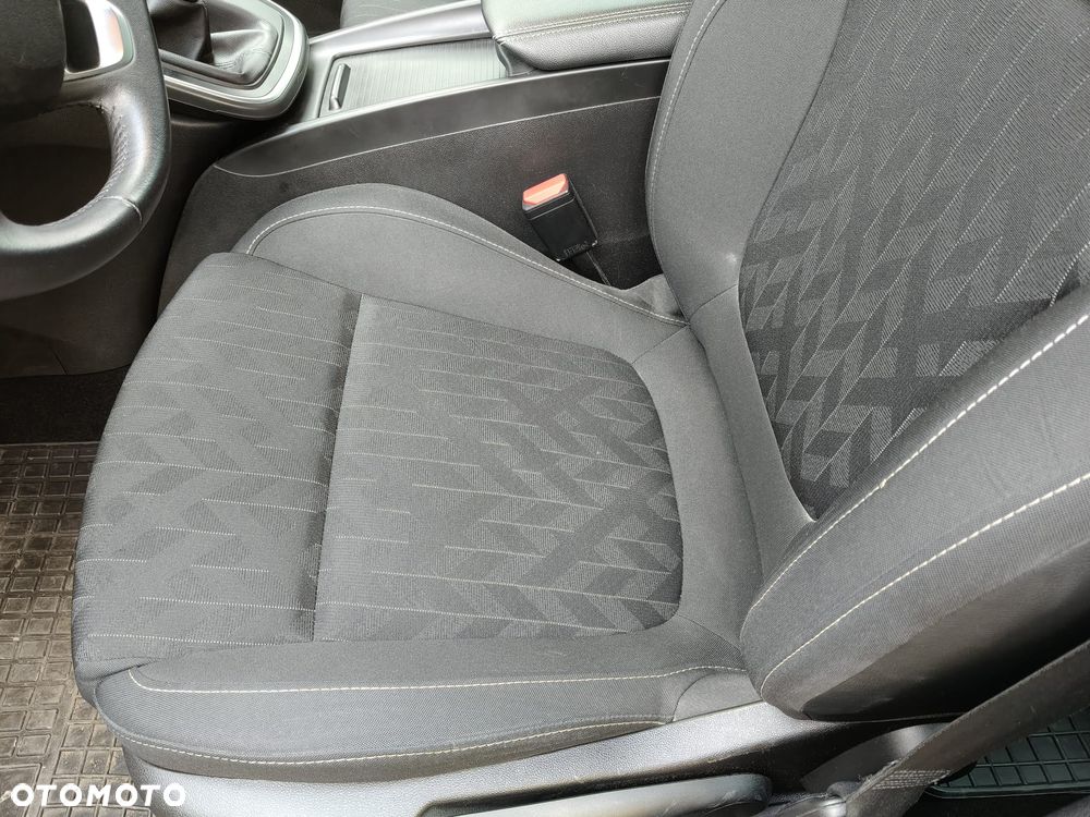 Renault Grand Scenic - 18