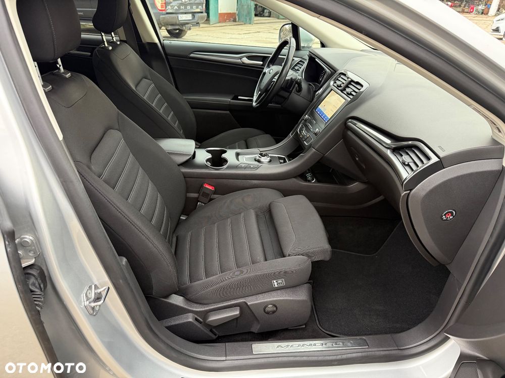 Ford Mondeo 2.0 EcoBlue Titanium - 14