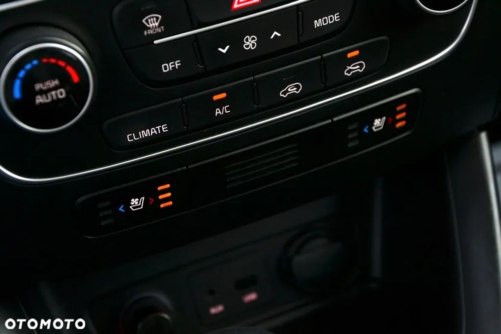 Kia Sorento 2.2 CRDi AWD Platinum Edition - 23