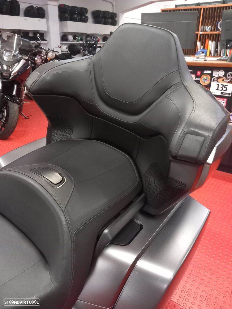 Honda Goldwing GL1800 Gold Wing DCT - 9