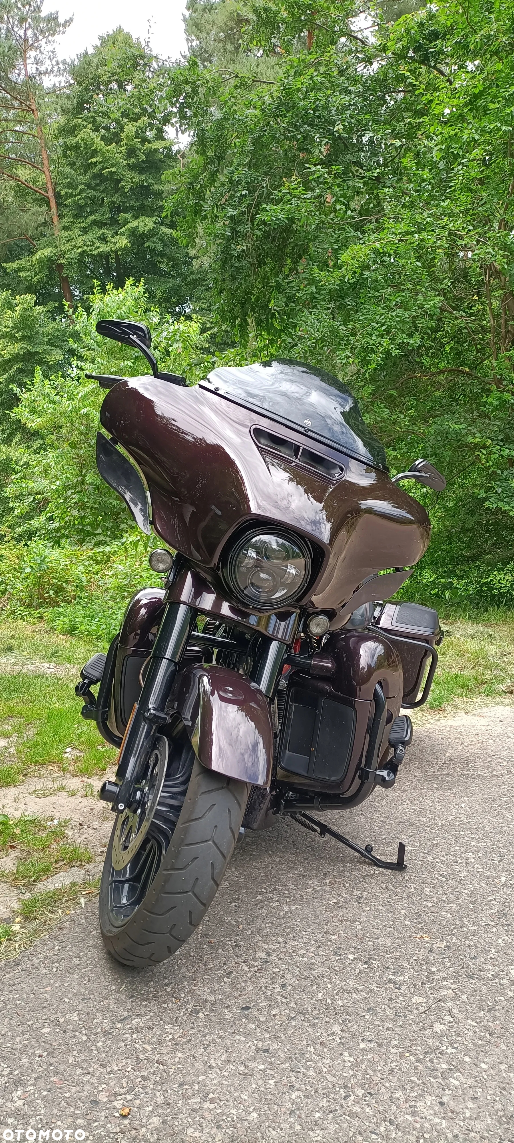 Harley-Davidson CVO Street Glide - 11