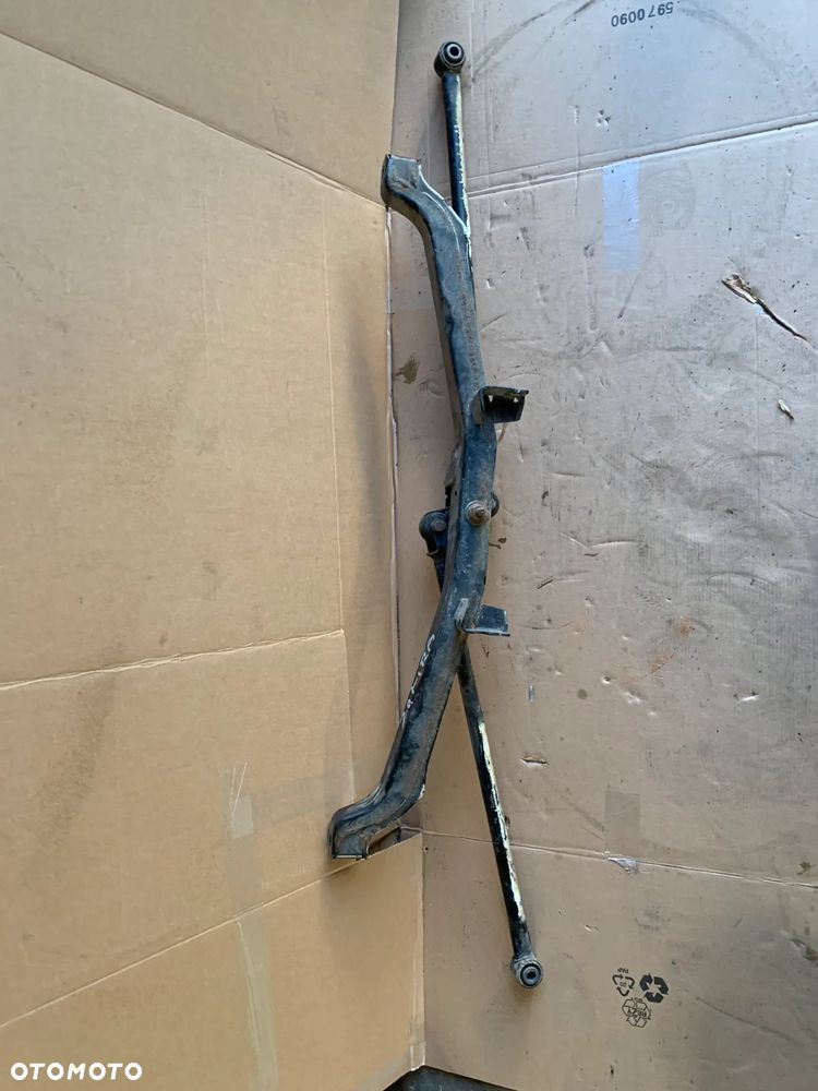 Wahacz oś tył stabilizator Opel Zafira C - 2