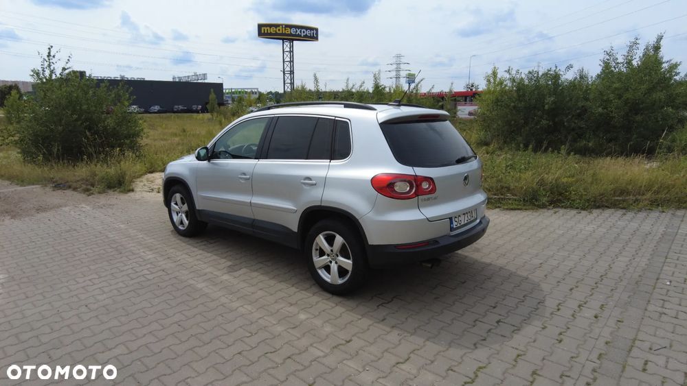 Volkswagen Tiguan - 5