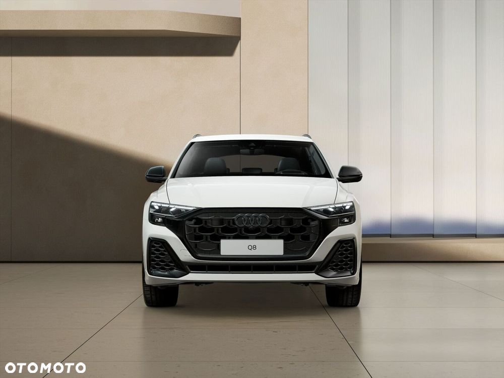 Audi Q8 - 2
