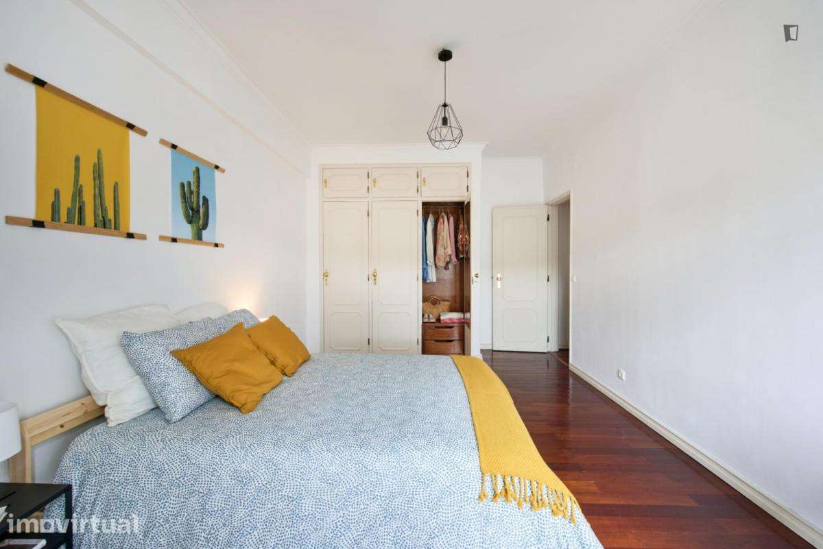 Quarto - localizado em Benfica Lisbon - Grande imagem: 3/12