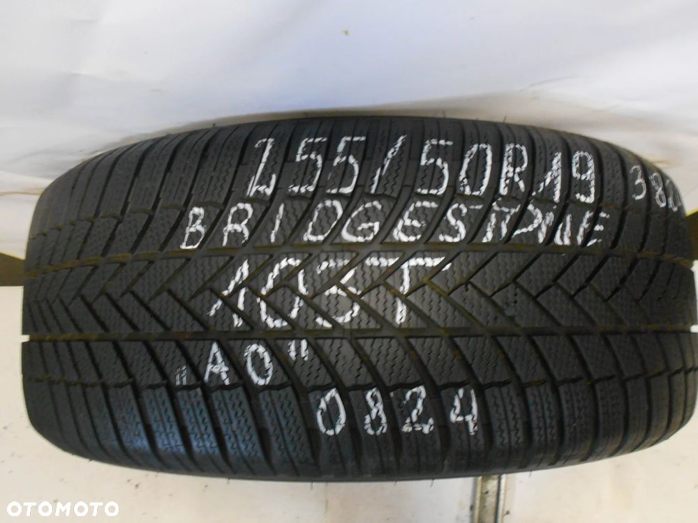 OPONY 255/50R19 BRIDGESTONE BLIZZAK LM005  AO DOT 0824 - 2