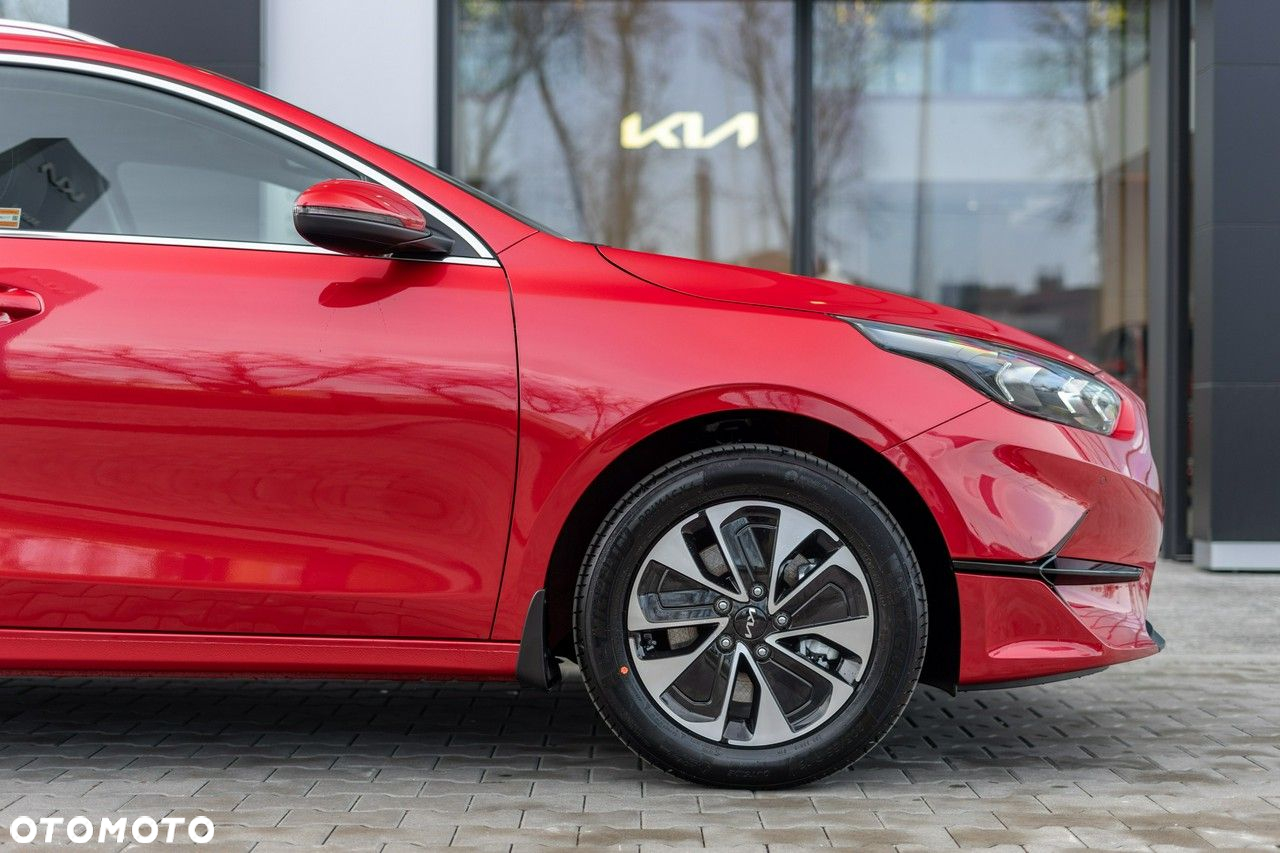 Kia Ceed - 7
