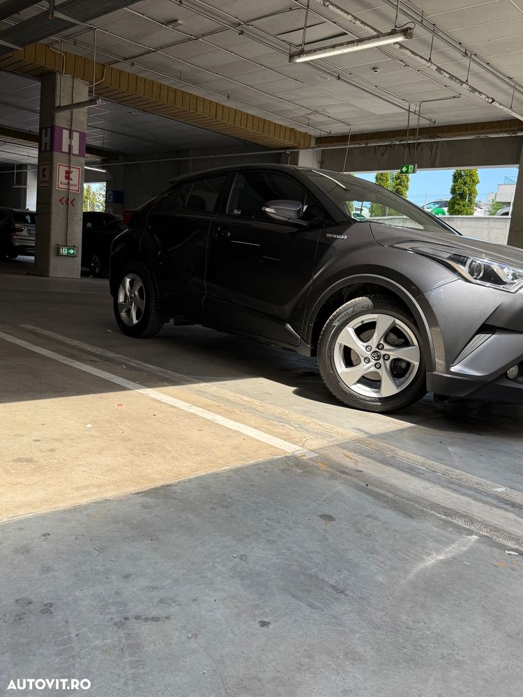 Toyota C-HR - 13