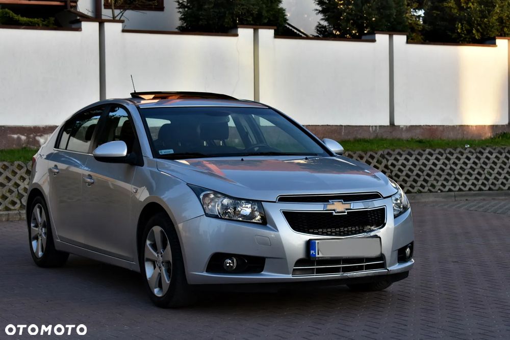 Chevrolet Cruze 1.8 LT+ - 4