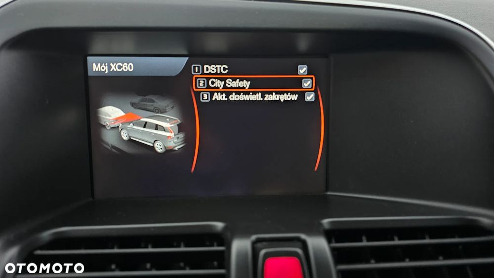 Volvo XC 60 D3 Momentum - 17